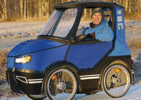瑞典推出“电动四轮单车” 外型酷似小汽车