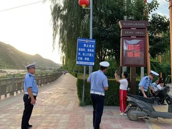 集赞免罚!甘肃交警“柔性执法”引热议！