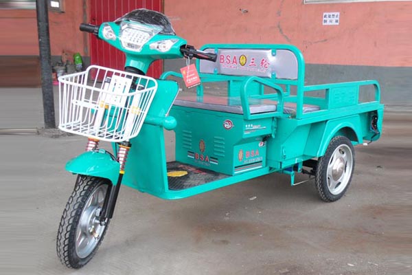 华疆电动车 双臂1.1米